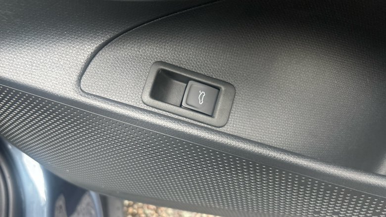 CUPRA Tavascan 210kW V2 77kWh 5dr Auto Electric Estate